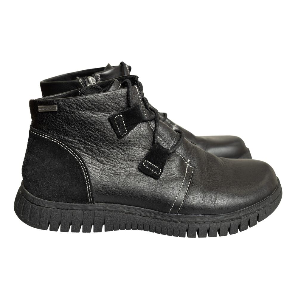 Women's Waterproof Black Leather Suede Comfortiva Corine Ankle Bootie - Size 7M